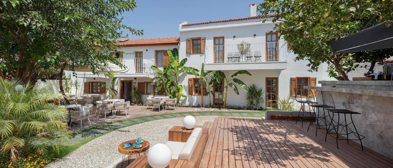 Mellow Blue Hotel İzmir Ngoại thất bức ảnh